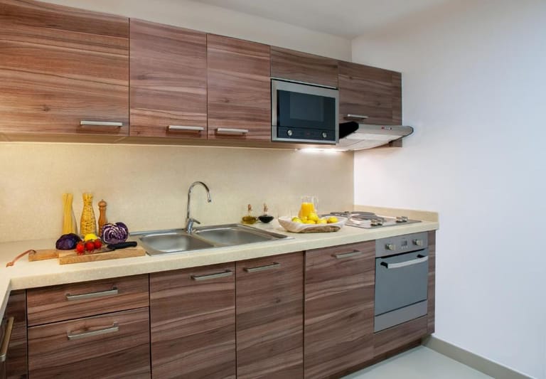 Rafal Olaya Apartments - image 1