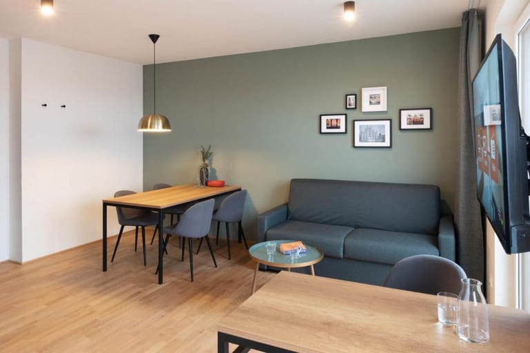 Frankfurt West Apartments - image 1