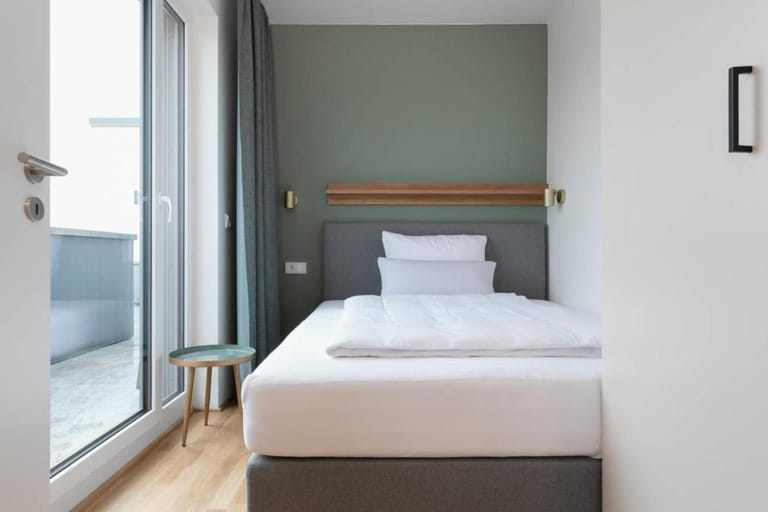 Frankfurt West Apartments detail view 3