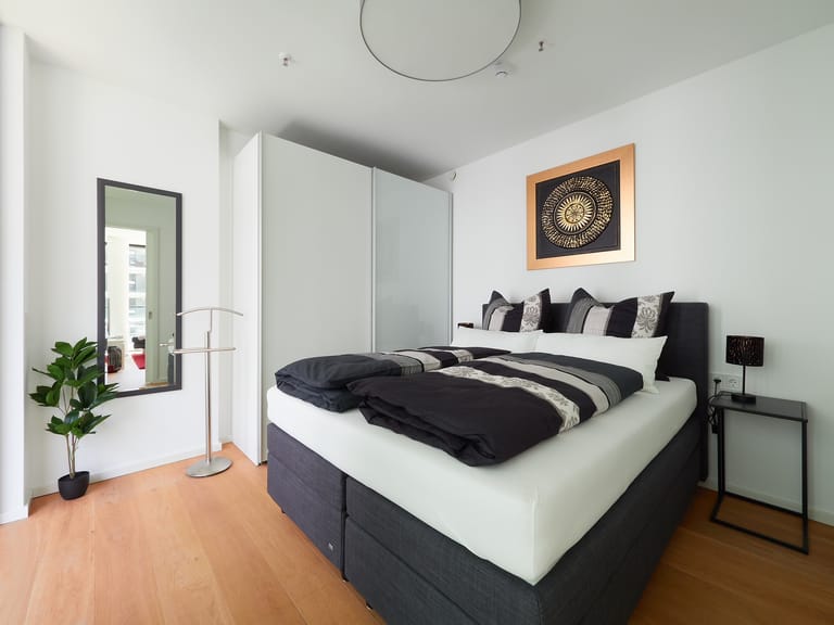Eden Tower Apartments detail view 3