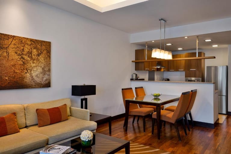 La Suite Dubai Apartments detail view 1