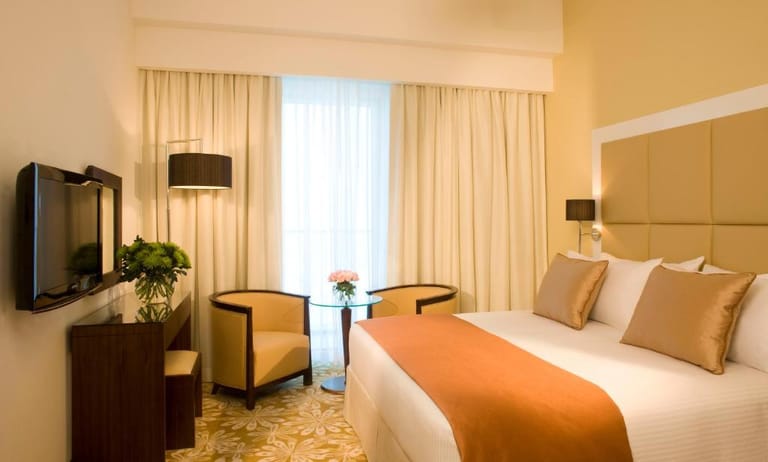 La Suite Dubai Apartments detail view 2
