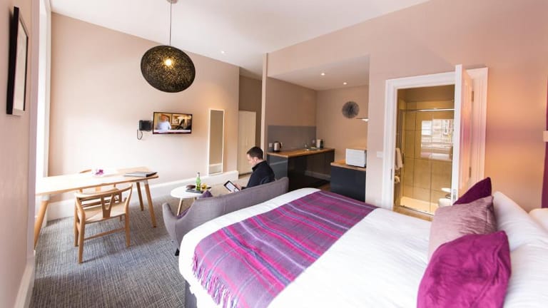 Spires Serviced Apartments Edinburgh detail view 3