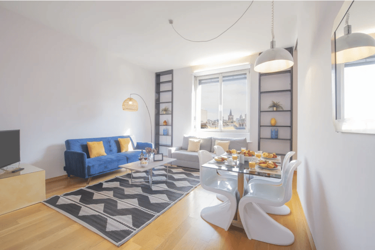 Torre Velasca Apartments - Milan - image 1