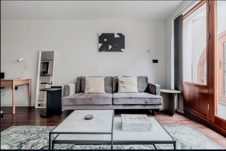 Cleveland Street Apartment detail view 3