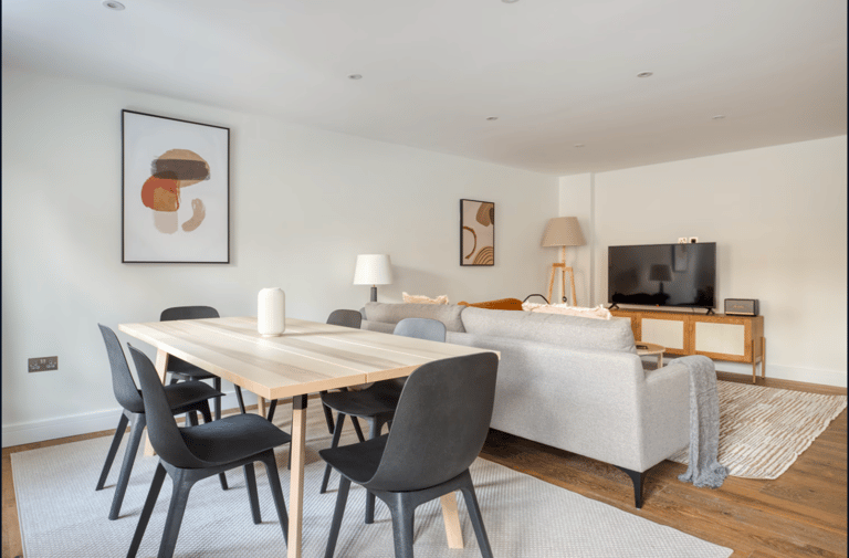 Edgware Rd 3 Bedroom detail view 3