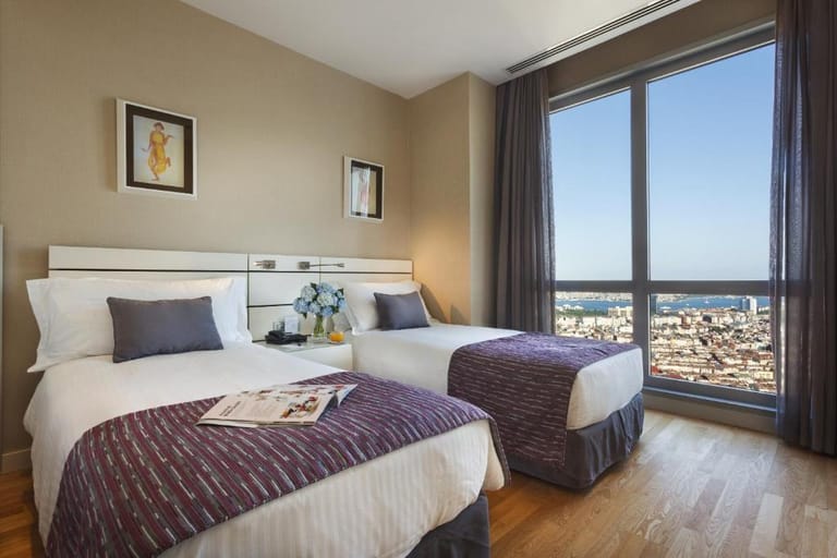 Anthill Place Apartments - image 1