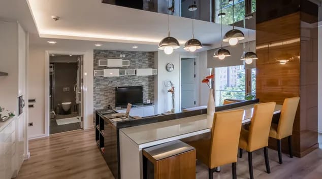 Aura Suites Serviced Apartments - image 1