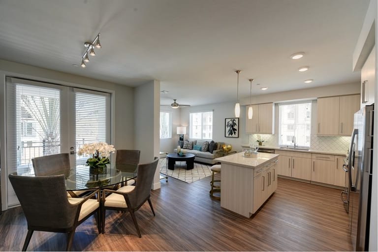 Pacific Apts - image 1