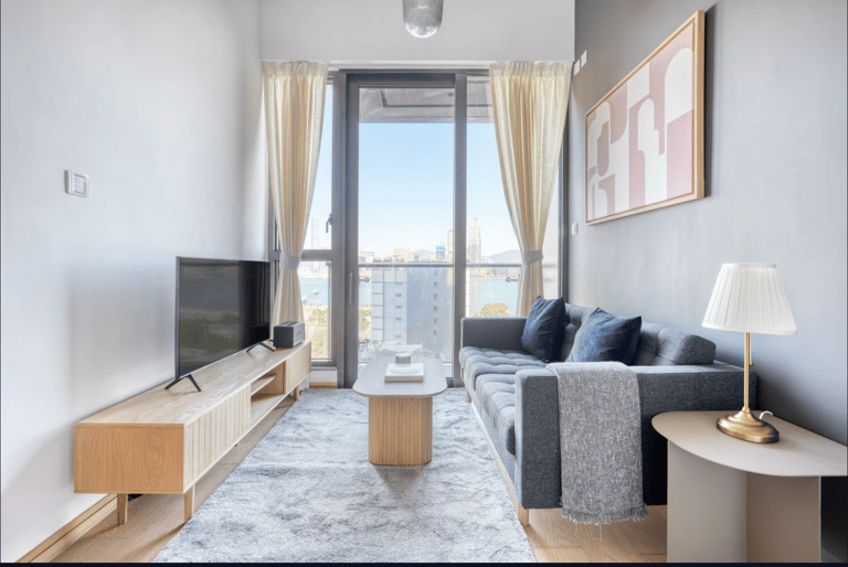 The Gloucester Apartments - image 1
