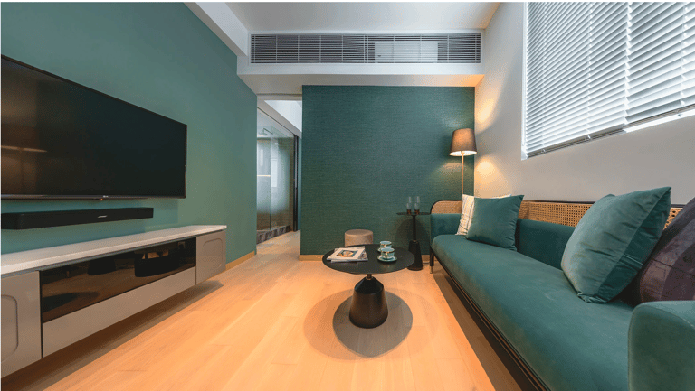 Hollywood Hills Apartments - image 1