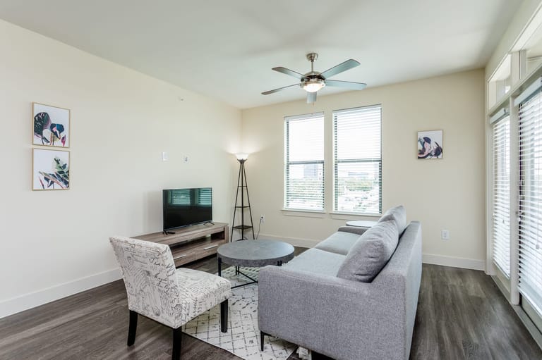 Tanglewood Apartments detail view 3