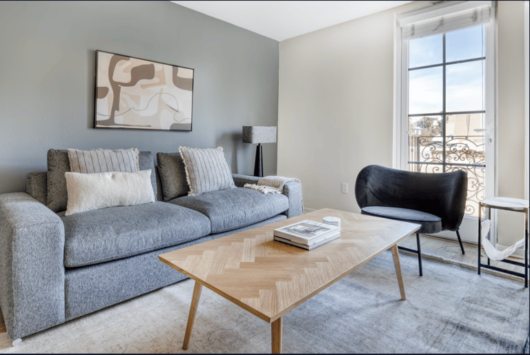 Little Italy Apartments - image 1