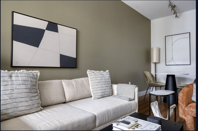 Sola Pacific Apartments detail view 2