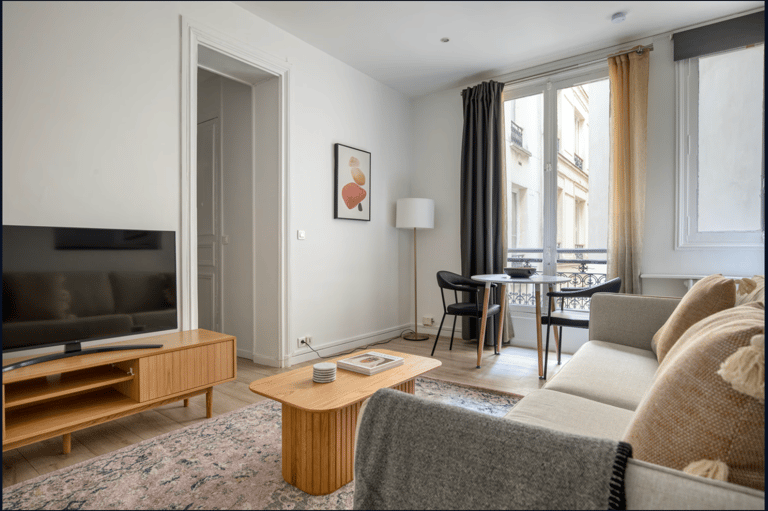 Bassano Paris Apartment detail view 1