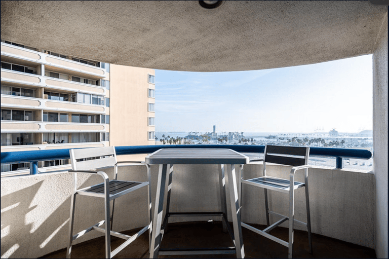 Seaside Way Apartments detail view 3