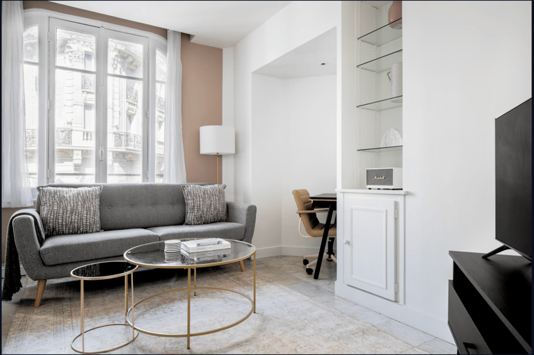 Pierre Demours Apartment - image 1