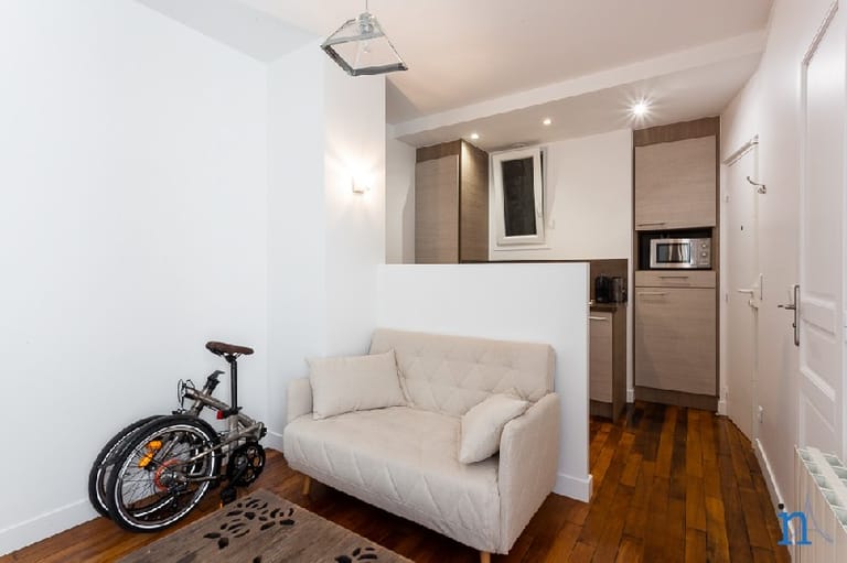 Rue Poncelet Apartment detail view 1
