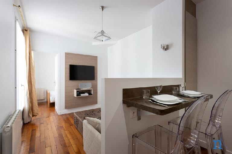 Rue Poncelet Apartment detail view 2