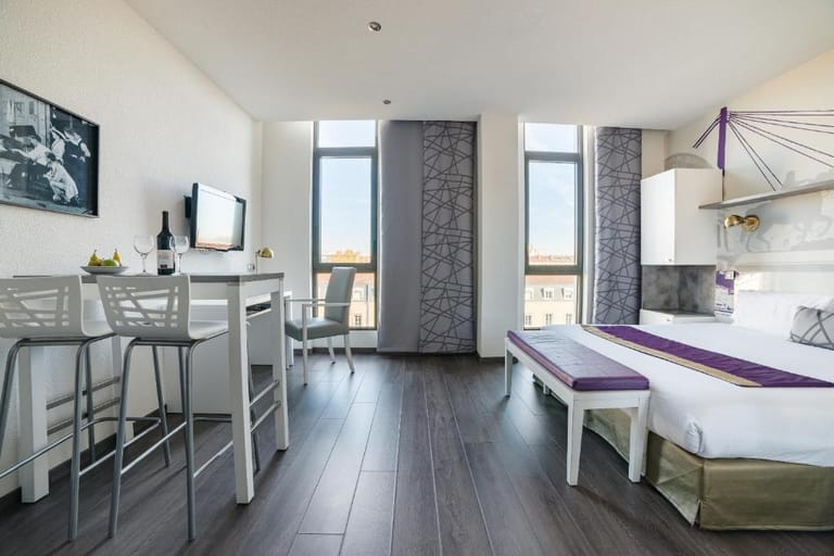 Aparthotel Lyon Lumière - image 1