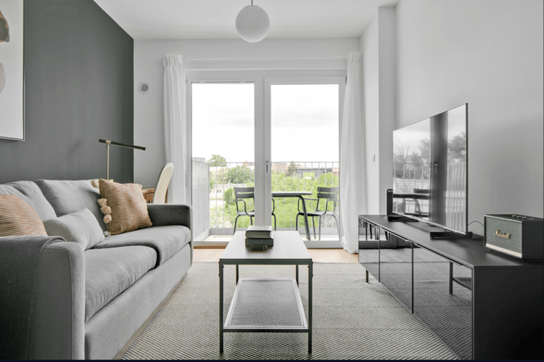 Grasbergergasse Bedroom Apartment - image 1