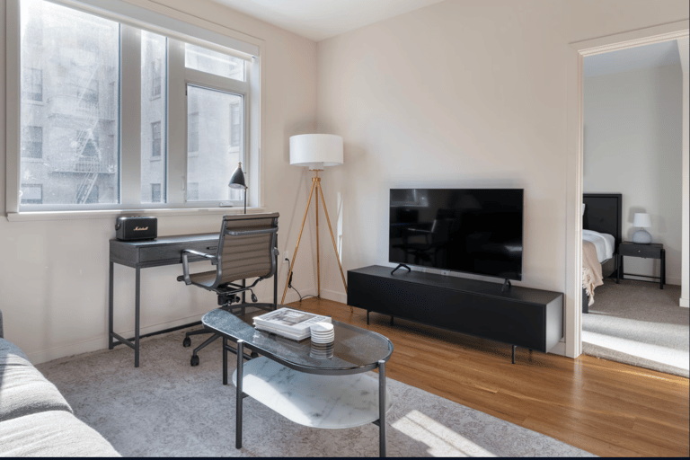 Lantana Uptown 2 Bedroom detail view 1