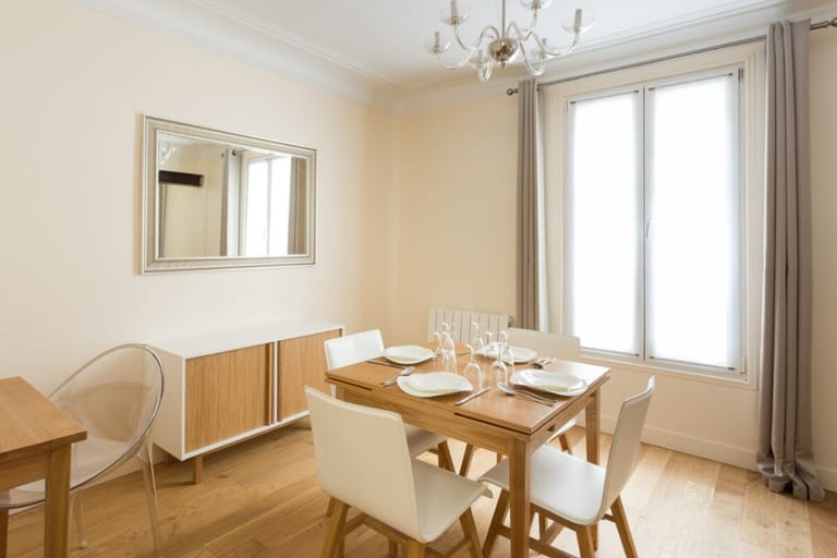 l'Arc de Triomphe Apartment detail view 1