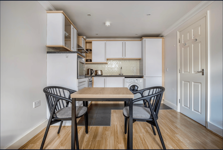 Earls Court Apartment detail view 3