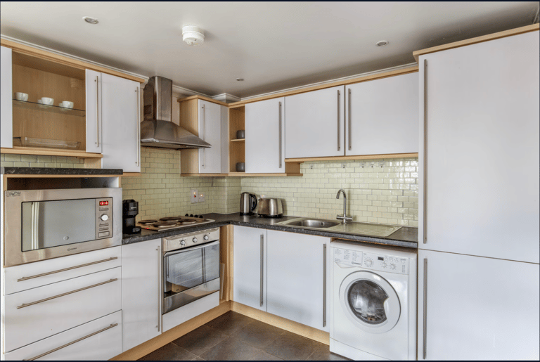 Earls Court Apartment detail view 4