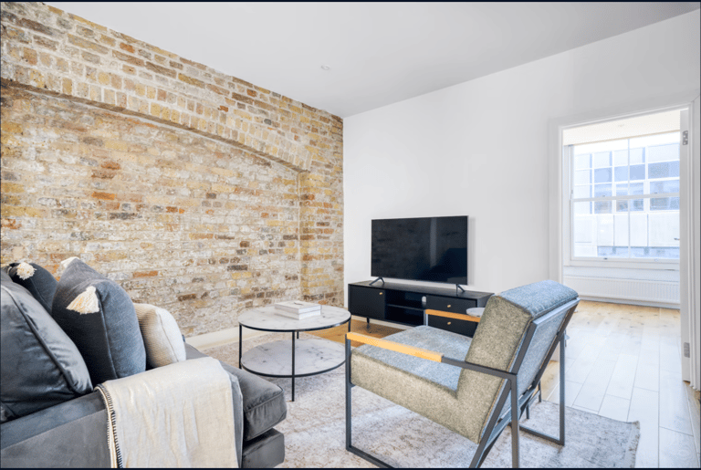 Farringdon Rd Apartment detail view 1