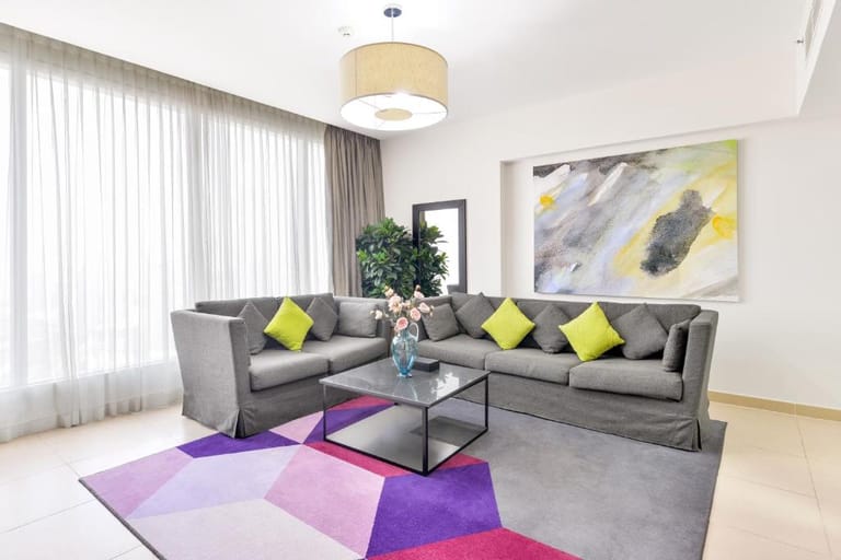 Nassima Tower Hotel Apartments - image 1