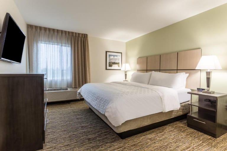 Candlewood suites detail view 4