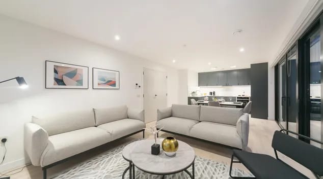 Marine Apartments - image 1
