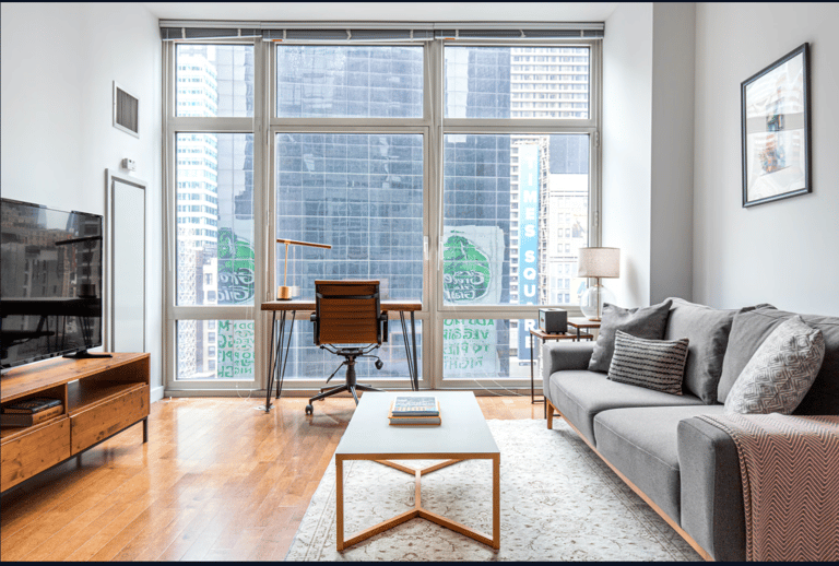 1600 Broadway Midtown Apt - image 1