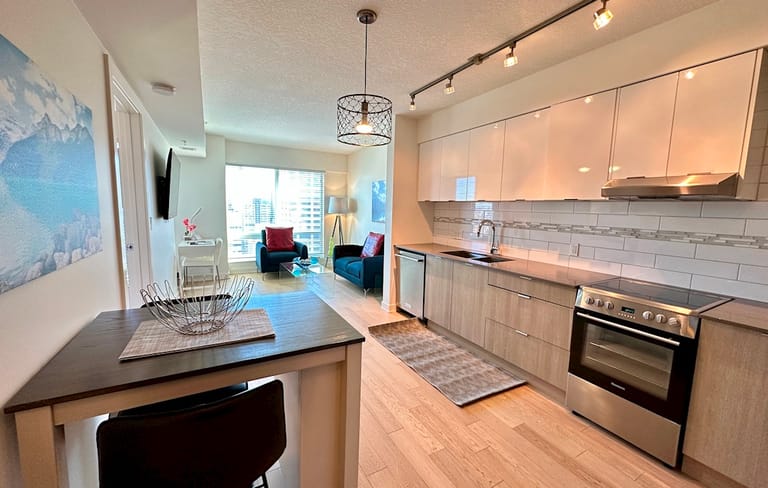 Vogue Apartments detail view 2