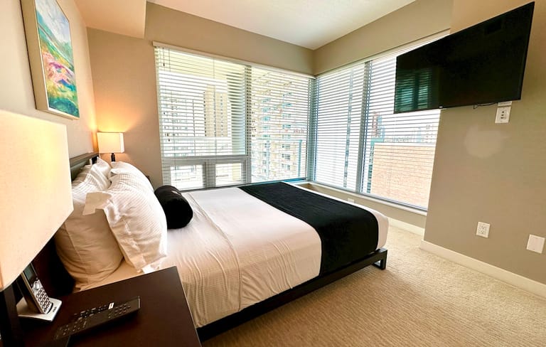Vogue Apartments detail view 4