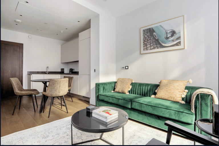 Chancery Lane 1 Bed Apartment detail view 1