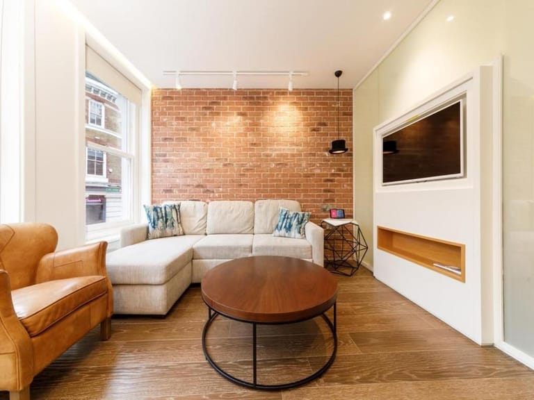 Tooley Street Apartments detail view 1