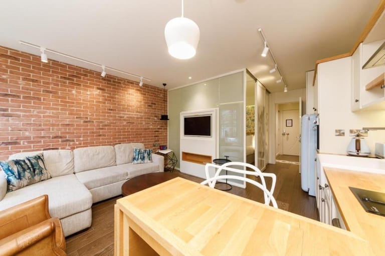 Tooley Street Apartments detail view 2