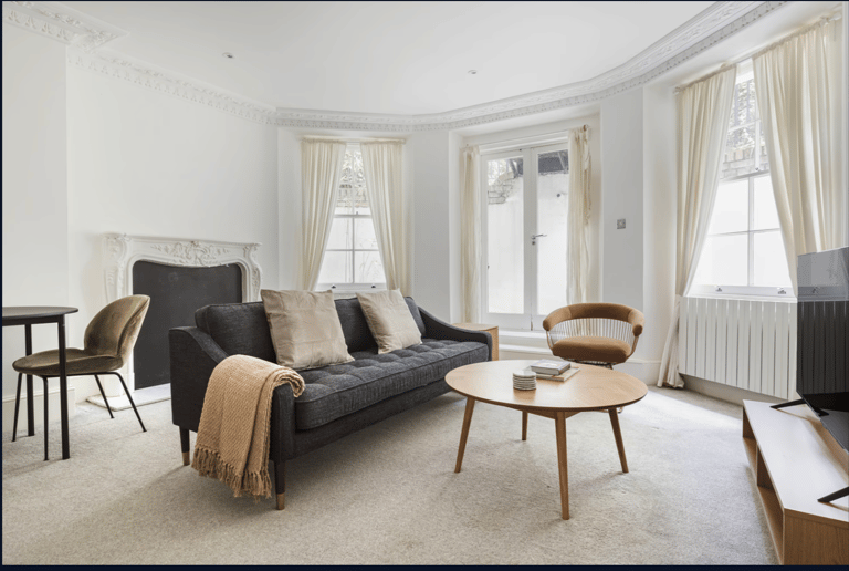 Orsett Terrace Apartment - image 1