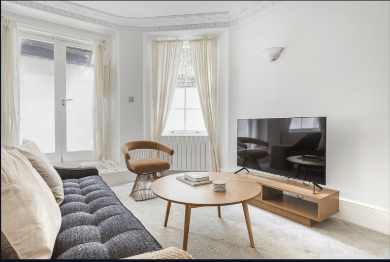 Orsett Terrace Apartment detail view 1