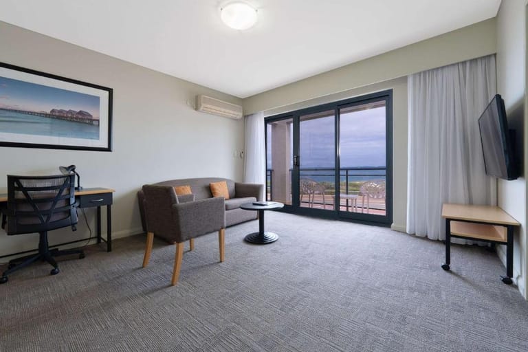 Quality Apartments Sorrento Beach detail view 4
