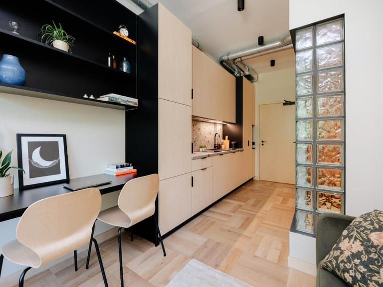 Stereo House Apartments detail view 4