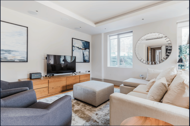 Cecil Grove Apartment detail view 2