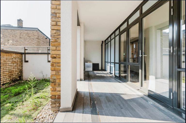 Cecil Grove Apartment detail view 4