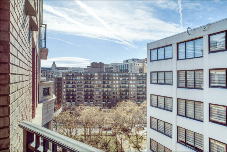 Thomas Circle Apt detail view 3