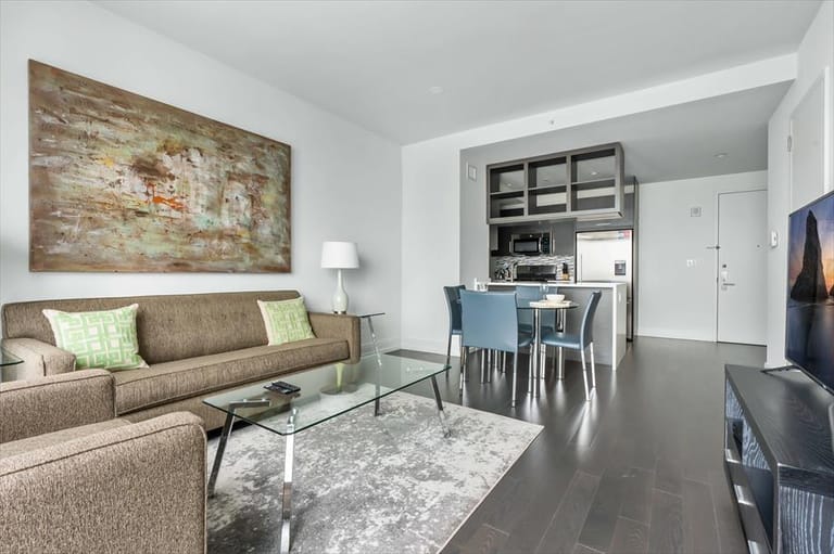 Ten Apartments NY - image 1