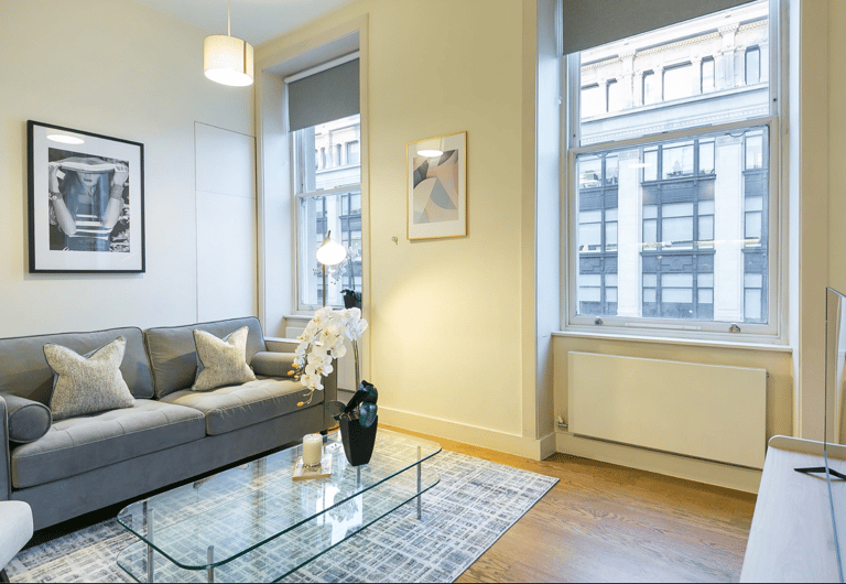 Baker Street Apartments detail view 1