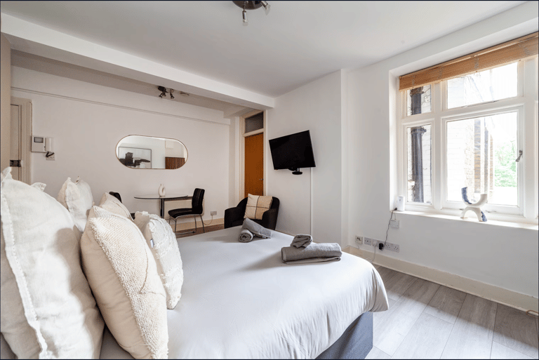 Calton Mansions - image 1