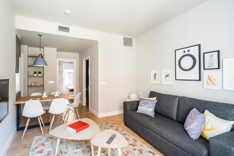 Eleven Rooms Apart-Hotel - image 1